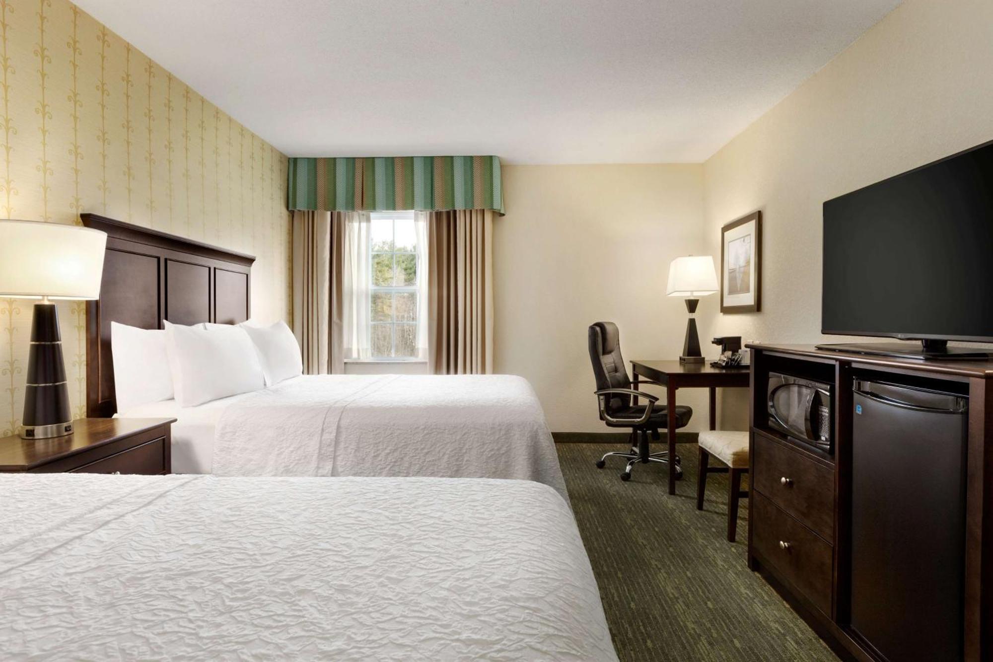 Hampton Inn Довер Экстерьер фото